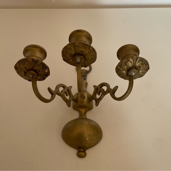 Vintage Brass 3 Candle Wall Sconce - Picture 10 of 11